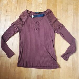 BKE Boutique Ribbed Top